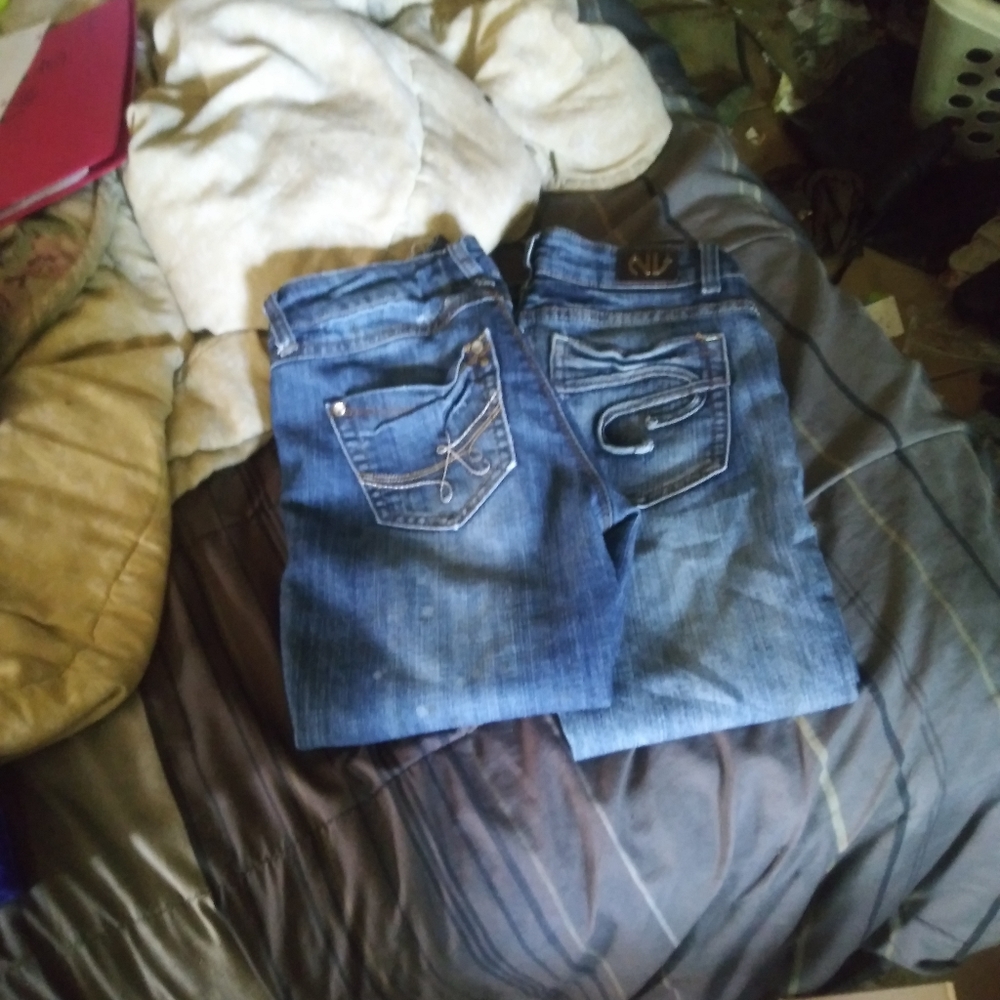 Jeans - Picture 6 of 8